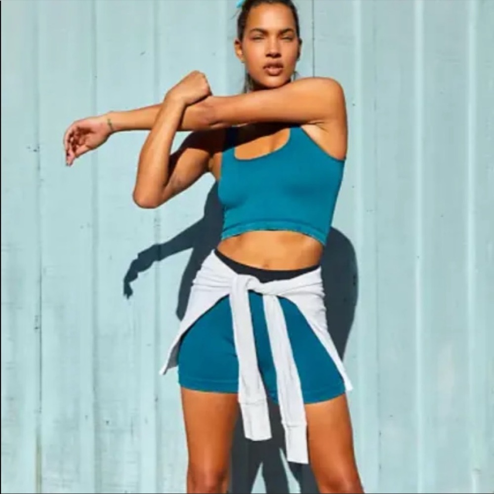 Free People Movement Happiness Runs Square Neck Crop Tank in Jewel NWOT - Picture 4 of 8